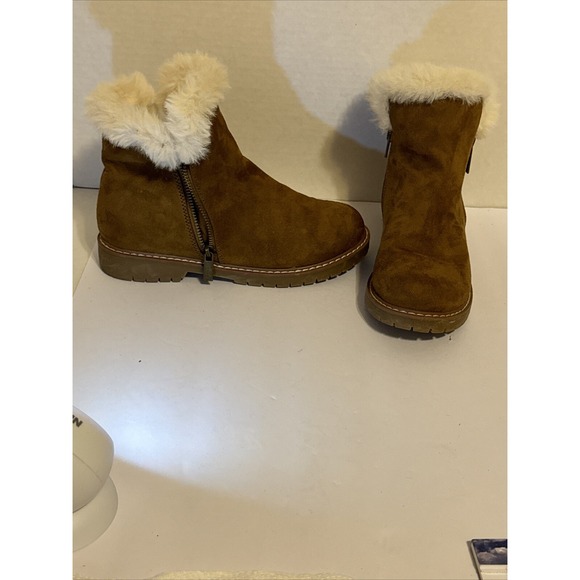 American Eagle Outfitters Shoes - American Eagle Chestnut Brown Faux Suede‎ Leather Pull-on Ankle Boot Size 6